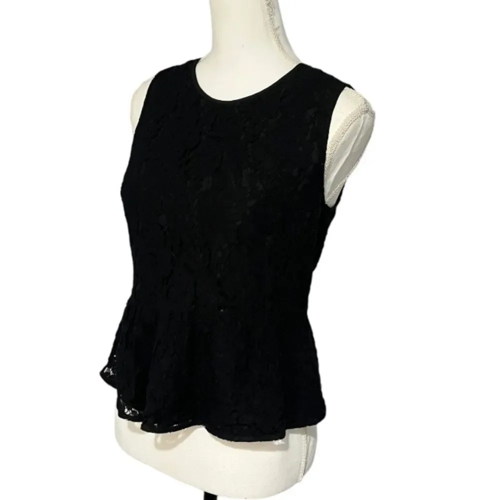 J Crew size 6 black lace sleeveless top with zip back EUC - Picture 2 of 10